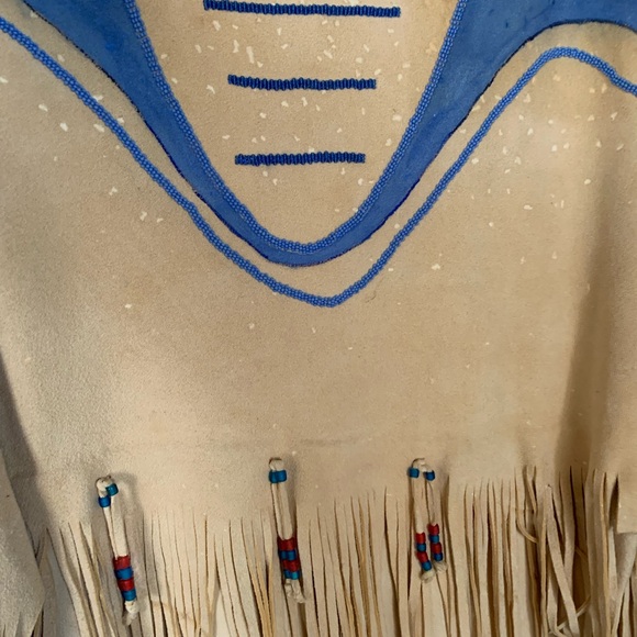 Beautiful Handmade Beaded and Painted Native American Indian Regalia - Picture 3 of 15